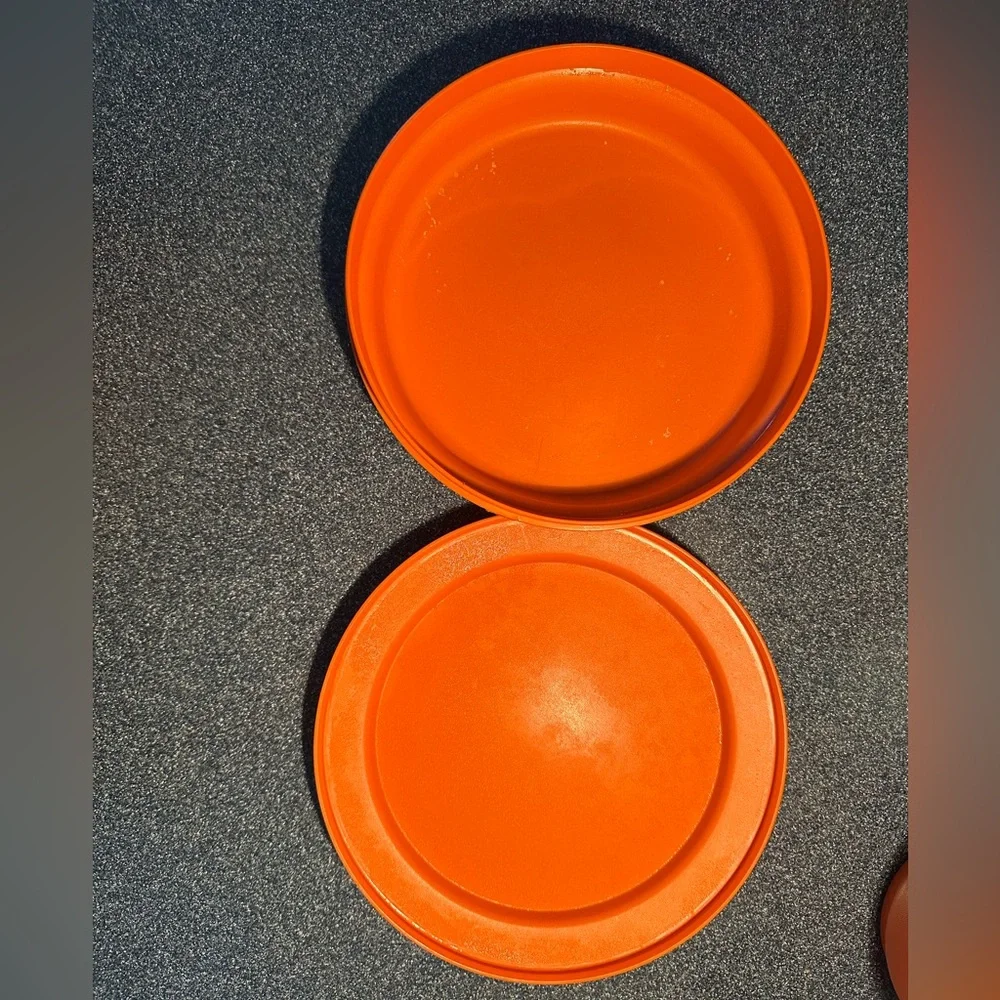 Harvest Colors Tupperware 8-Piece Servalier & Seal-N-Serve Combo Set With Lids
